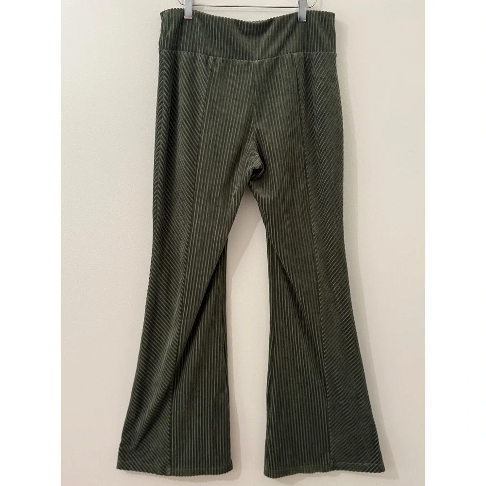 No Boundaries Ribbed Velvet Flare Pants Green Pull On Stretch Boho Y2K Large